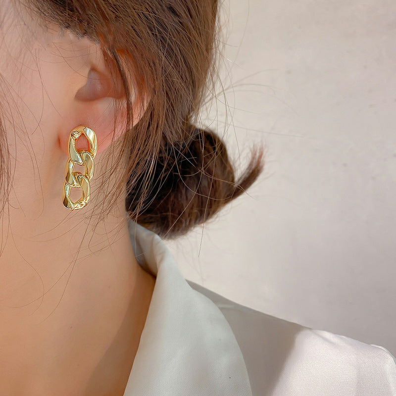 Simple And Elegant Fashion And Personalized Earrings