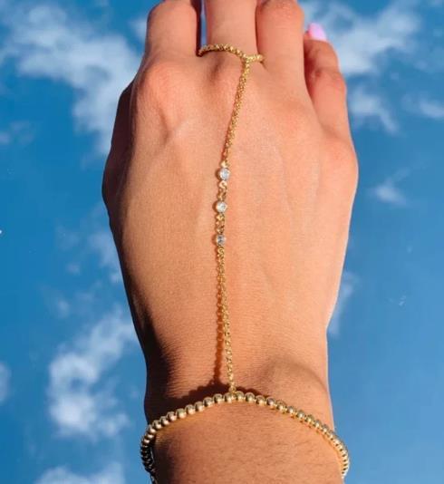 Fashion Personalized Zircon Mitten-type Bracelet Women