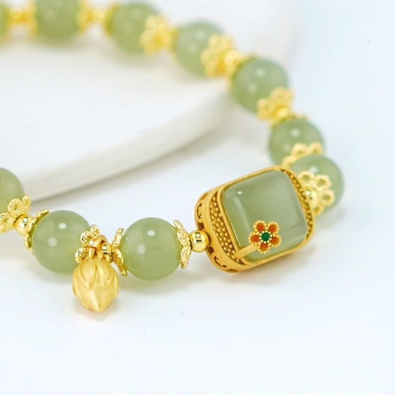 Fashion Cube Sugar Lotus Seedpod Bracelet For Women