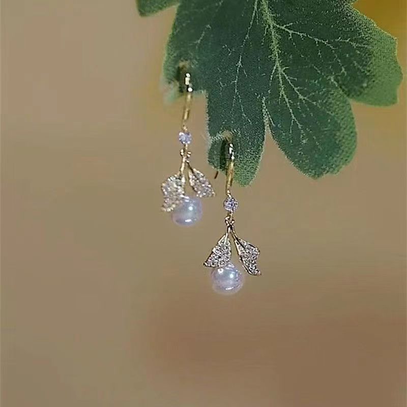 South Korea Design Full Zircon Leaf Pearl Earrings