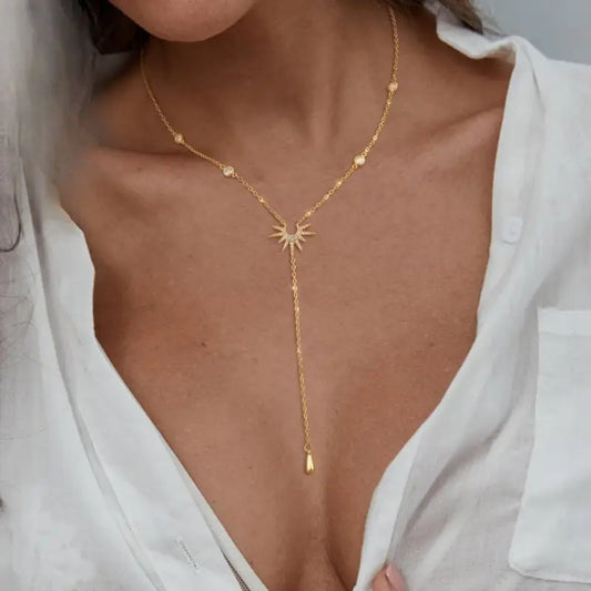 Personalized Zircon Statue Of Liberty Necklace